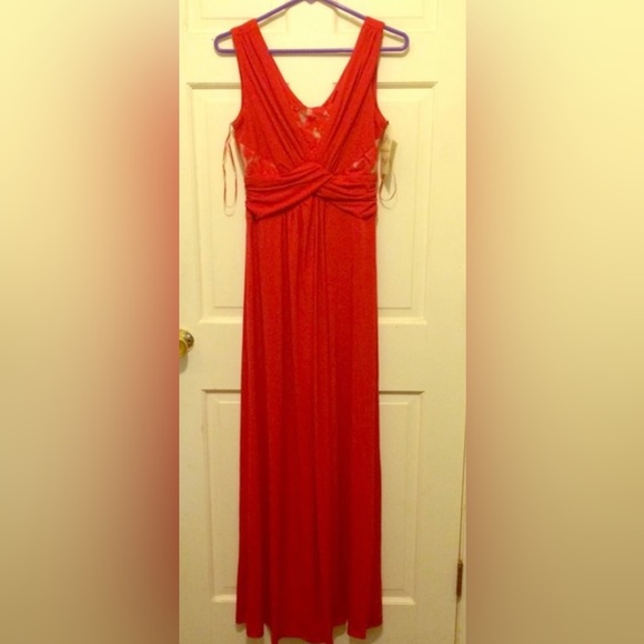 Sandgria Dresses & Skirts - Red Formal Floor Length Gown NWT